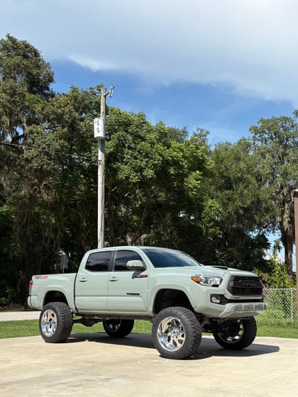 6 Inch Lifted 2023 Toyota Tacoma 4WD