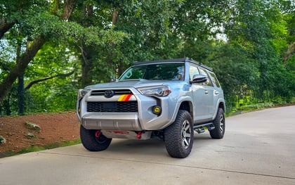 2 inch Lifted 2024 Toyota 4Runner 4WD
