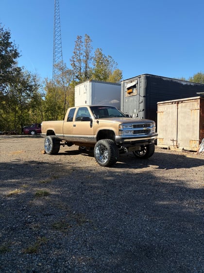 6 Inch Lifted 1997 Chevy K1500 4WD