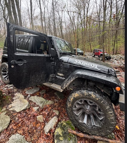 3.5 Inch Lifted 2015 Jeep Wrangler Unlimited Sahara 4WD