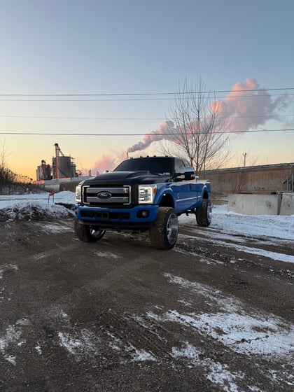 4 Inch Lifted 2002 Ford F-250 Super Duty 4WD