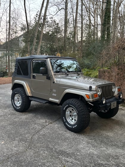 3.5 Inch Lifted 2003 Jeep Wrangler 4WD