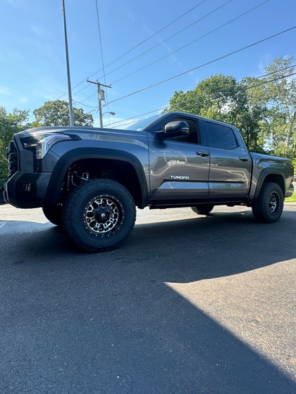 3.5 Inch Lifted 2022 Toyota Tundra 4WD