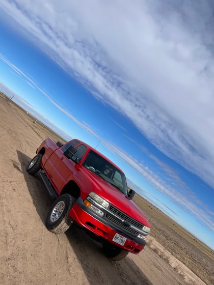 2 inch Lifted 1999 Chevy Silverado 1500 4WD