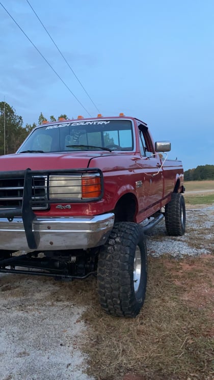 4 Inch Lifted 1988 Ford F-250 4WD
