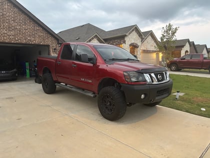 6 Inch Lifted 2014 Nissan TITAN RWD