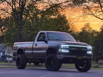 3 Inch Lifted 2001 Chevy Silverado 2500 HD 4WD