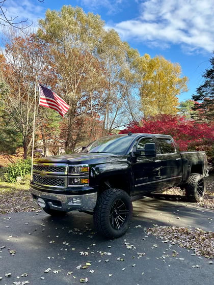 7 Inch Lifted 2015 Chevy Silverado 1500 4WD