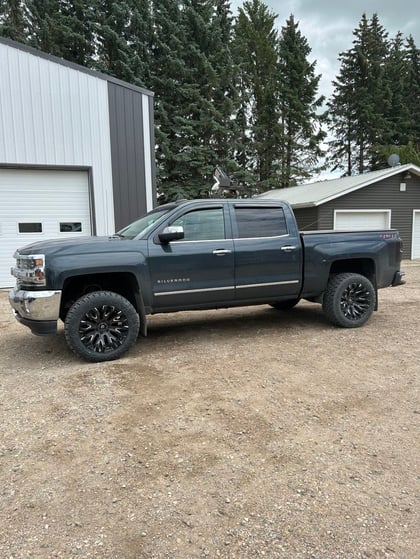 3.5 Inch Lifted 2018 Chevy Silverado 1500 4WD