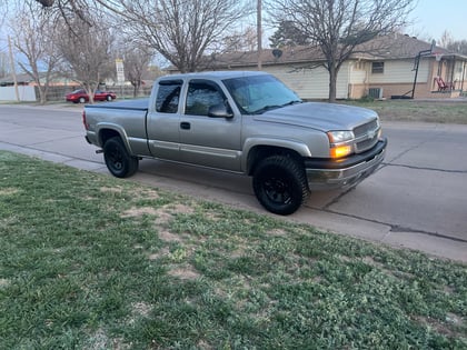 2 inch Lifted 2003 Chevy Silverado 1500 4WD