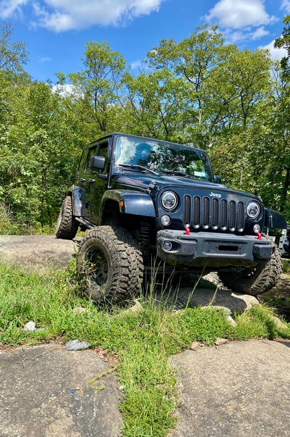 3.5 Inch Lifted 2014 Jeep Wrangler Unlimited Rubicon 4WD