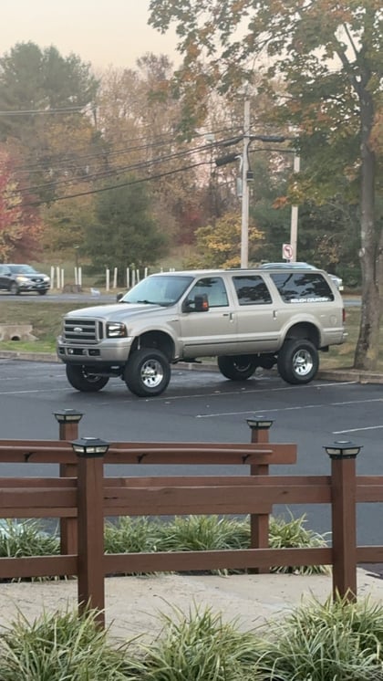 5 Inch Lifted 2005 Ford Excursion 4WD