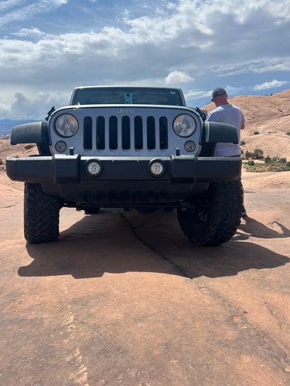 2.5 inch Lifted 2018 Jeep Wrangler Unlimited Sport 4WD