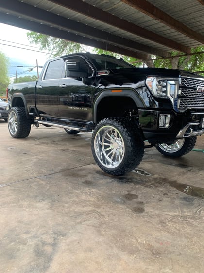 7 Inch Lifted 2022 GMC Sierra 2500 HD 4WD
