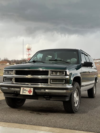 1997 Chevy K1500 Suburban 4WD