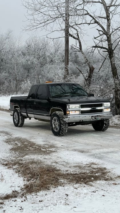 4 Inch Lifted 1998 Chevy K1500 4WD