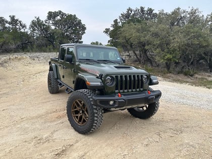 3.5 Inch Lifted 2023 Jeep Gladiator Mojave 4WD