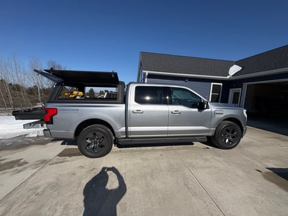 2023 Ford F-150 Lightning AWD