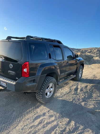 2.5 inch Lifted 2005 Nissan Xterra 4WD