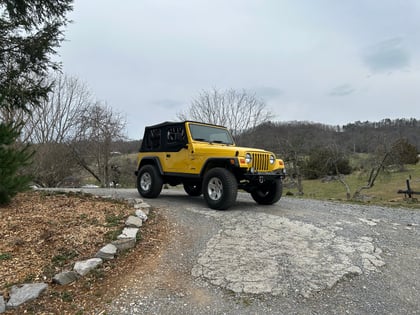 2.5 inch Lifted 2001 Jeep Wrangler 4WD