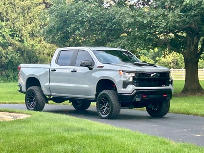 1.5 inch Lifted 2024 Chevy Silverado 1500 LT Trail Boss 4WD