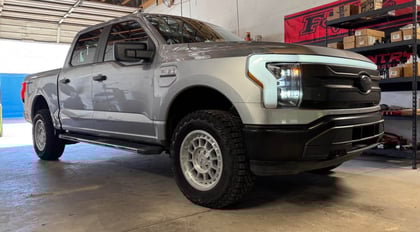 2 inch Lifted 2023 Ford F-150 Lightning AWD