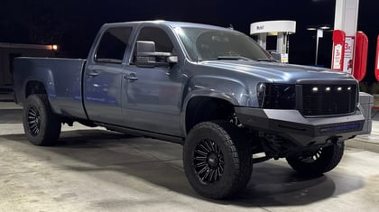 3.5 Inch Lifted 2011 GMC Sierra 2500 HD 4WD