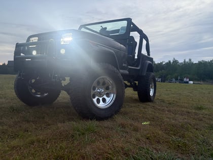 6 Inch Lifted 1992 Jeep Wrangler 4WD