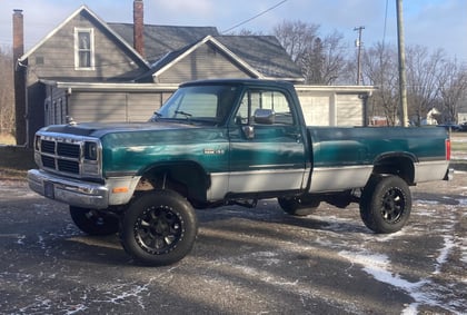 4 Inch Lifted 1993 Dodge W150 4WD