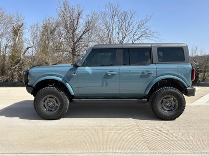 3.5 Inch Lifted 2022 Ford Bronco 4WD