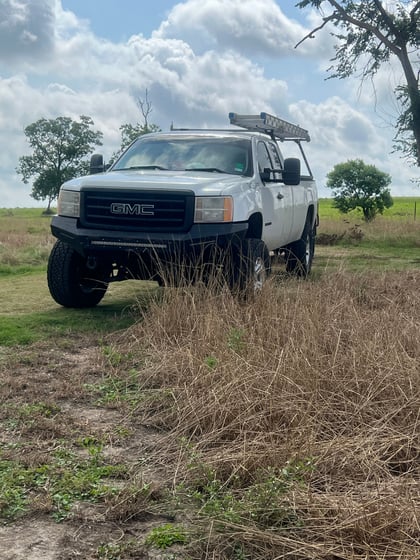 7.5 Inch Lifted 2010 GMC Sierra 1500 4WD