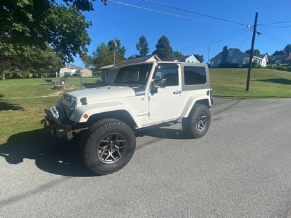2.5 inch Lifted 2010 Jeep Wrangler