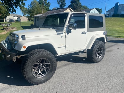 2.5 inch Lifted 2010 Jeep Wrangler