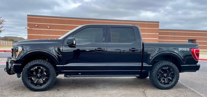 2 inch Lifted 2023 Ford F-150 4WD