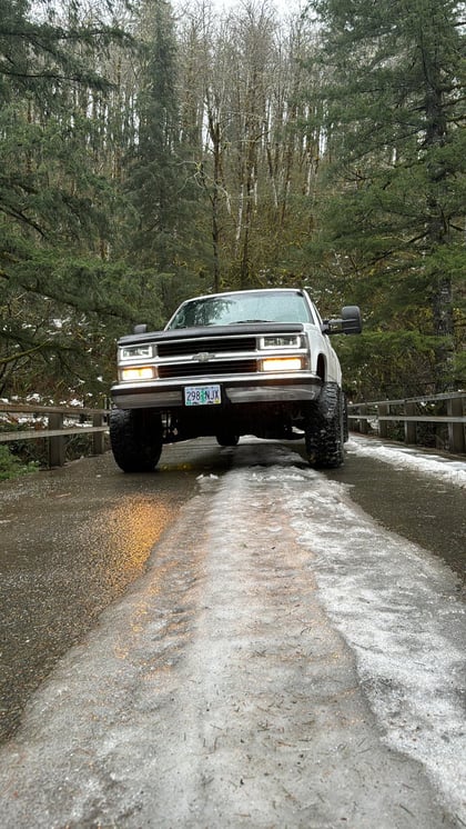 4 Inch Lifted 1998 Chevy C1500 RWD