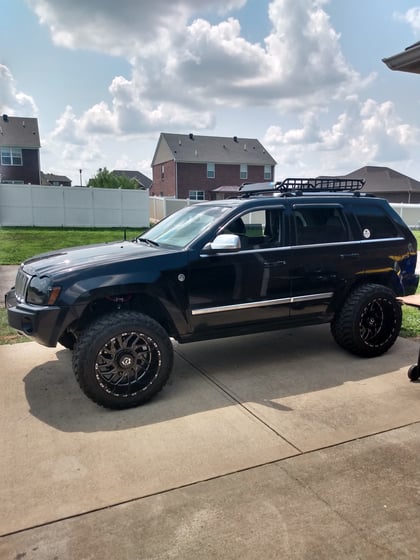 2 inch Lifted 2006 Jeep Grand Cherokee AWD