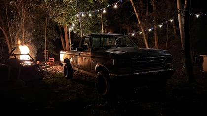 1.5 inch Lifted 1990 Ford F-150 4WD