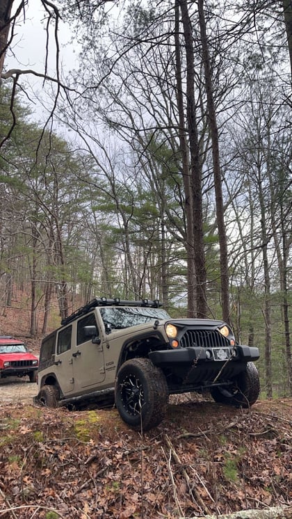 2.5 inch Lifted 2017 Jeep Wrangler Unlimited Sport 4WD