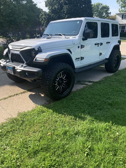 2.5 inch Lifted 2021 Jeep Wrangler Unlimited Sahara Altitude 4WD