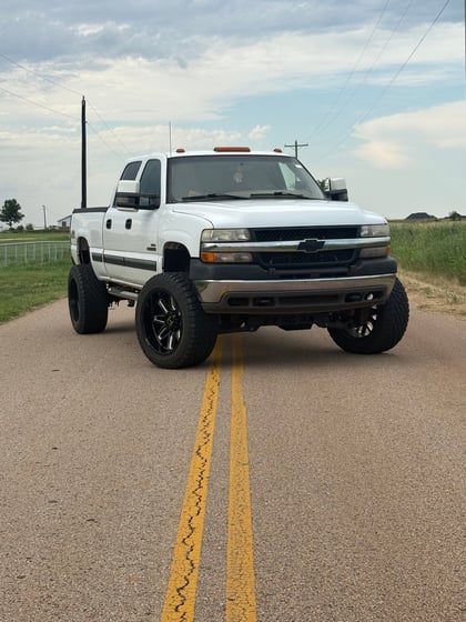 6 Inch Lifted 2002 Chevy Silverado 2500 HD 4WD