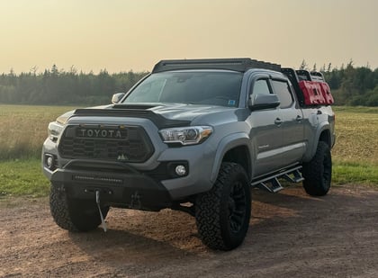 2 inch Lifted 2018 Toyota Tacoma 4WD
