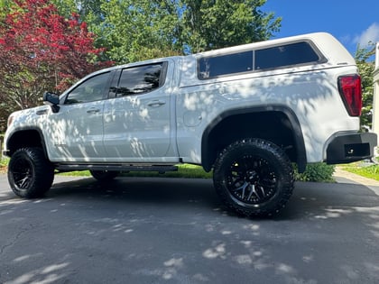 6 Inch Lifted 2022 GMC Sierra 1500 Limited 4WD