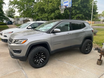 2 inch Lifted 2018 Jeep Compass AWD