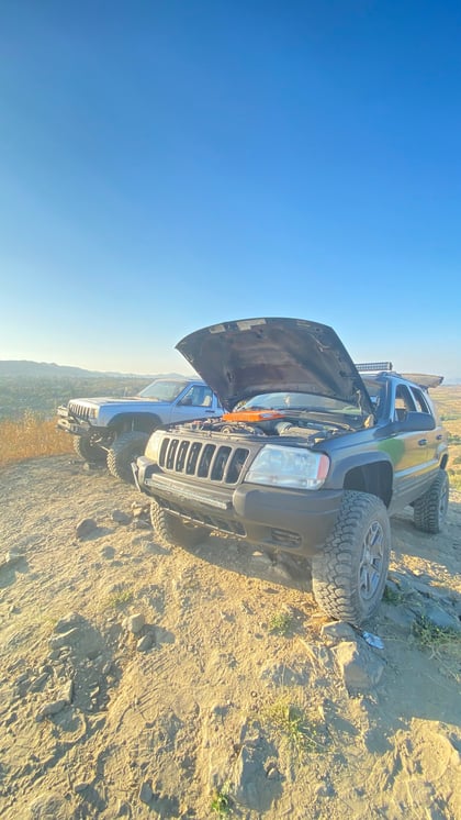 4 Inch Lifted 2000 Jeep Grand Cherokee 4WD