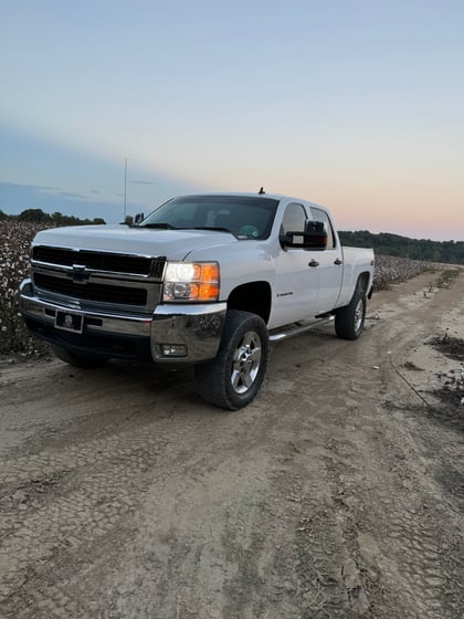 3 Inch Lifted 2008 Chevy Silverado 2500 HD 4WD