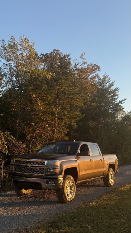 3.5 Inch Lifted 2014 Chevy Silverado 1500 4WD