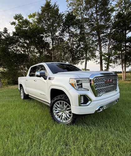 3.5 Inch Lifted 2019 GMC Sierra 1500 Denali 4WD