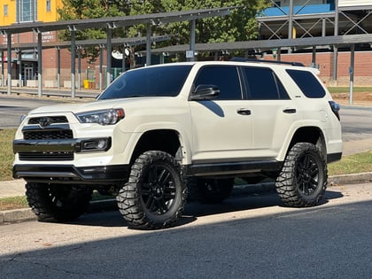 6 Inch Lifted 2019 Toyota 4Runner 4WD