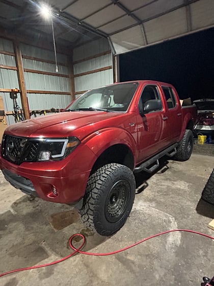 6 Inch Lifted 2015 Nissan Frontier 4WD