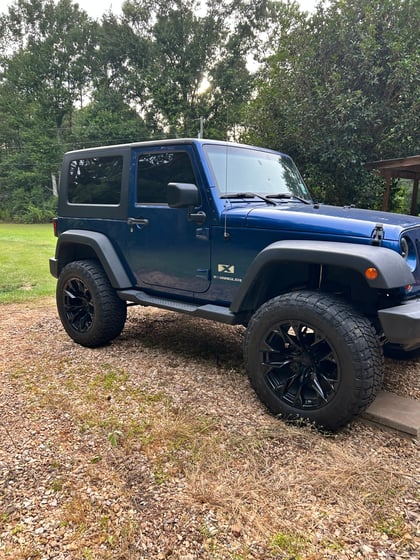 3.5 Inch Lifted 2009 Jeep Wrangler 4WD